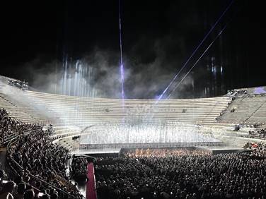 RC Verona Scaligero: Celebrazione dei 100 anni dell'opera in Arena